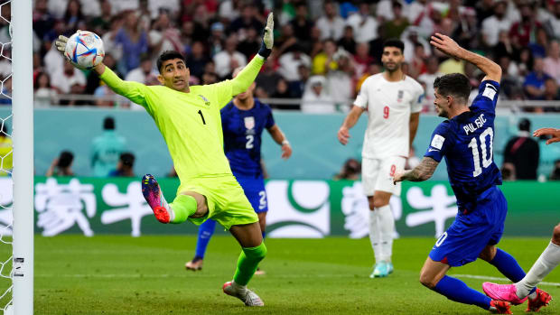 Christian Pulisic scores for the USMNT vs. Iran